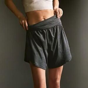 🌻NEW w.tags Free People Movement Sublime Rebound Short Size XS